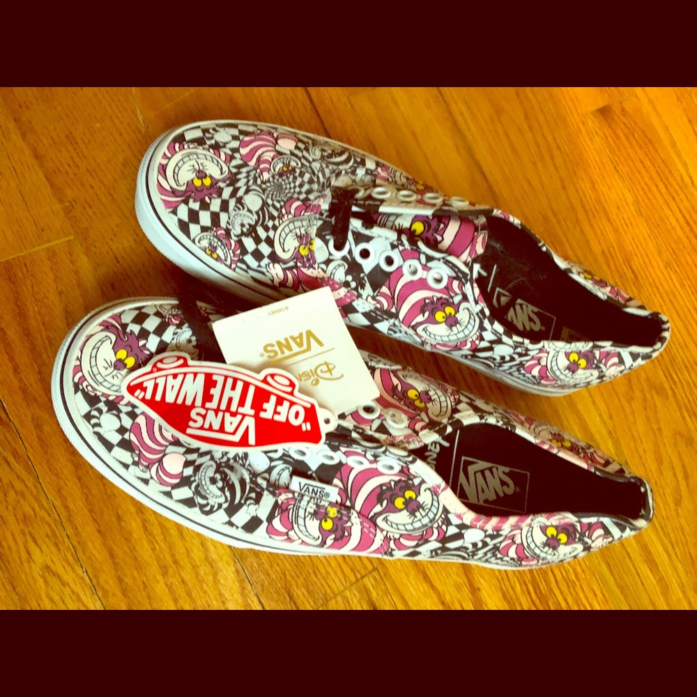 Alice in Wonderland Vans